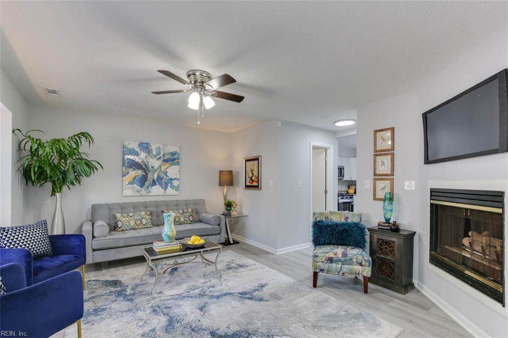 6 Silk Tree Pl - Photo 1