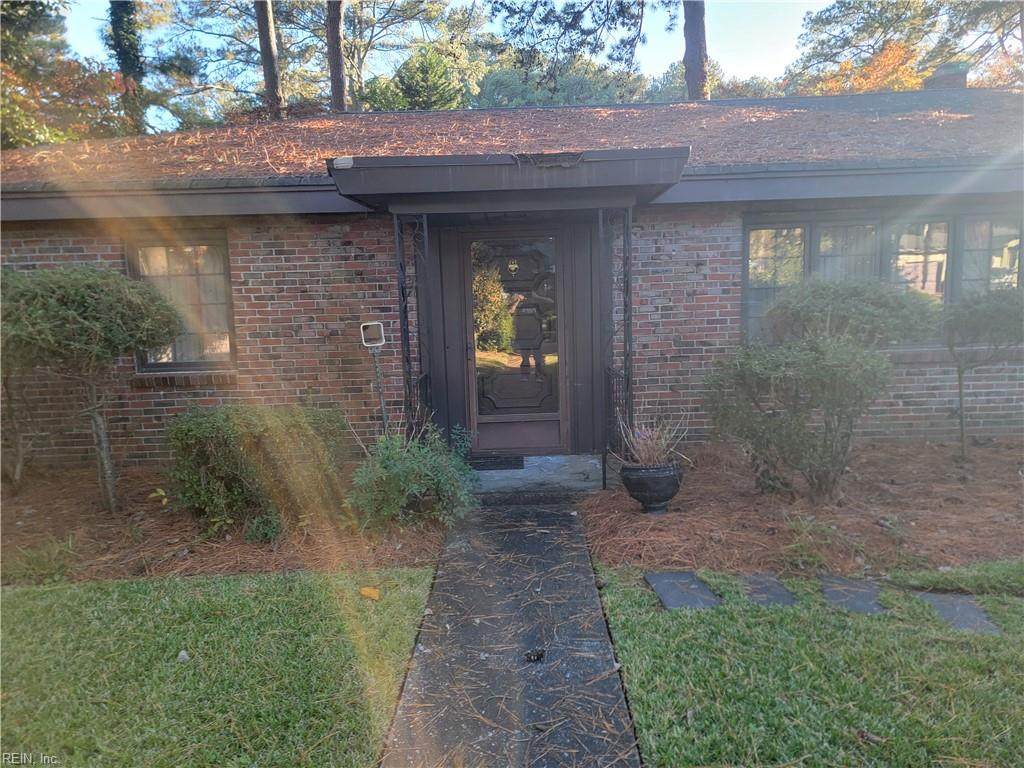 1423 Sweet Briar Ave - Photo 1