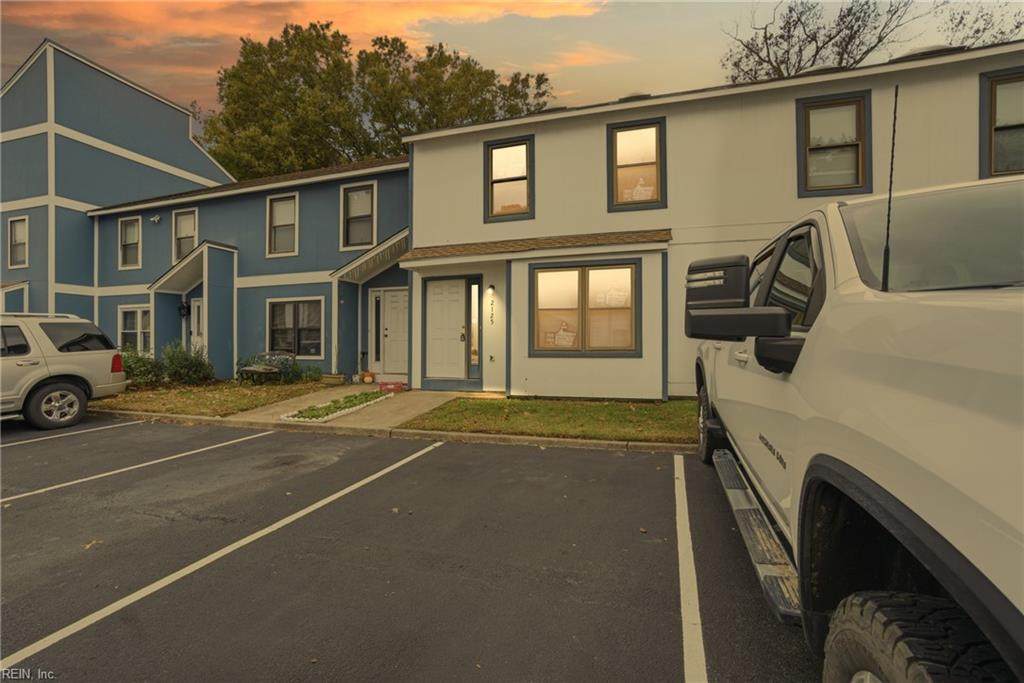 2125 Point Hollow Ct - Photo 1