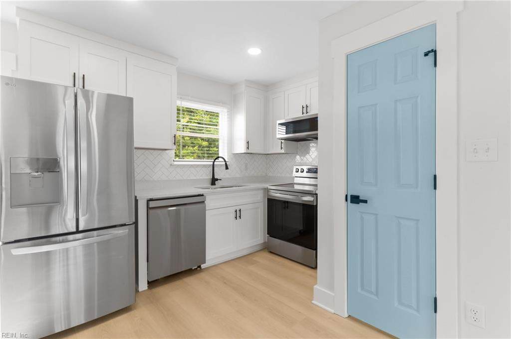 9600 2nd Bay St - Photo 1