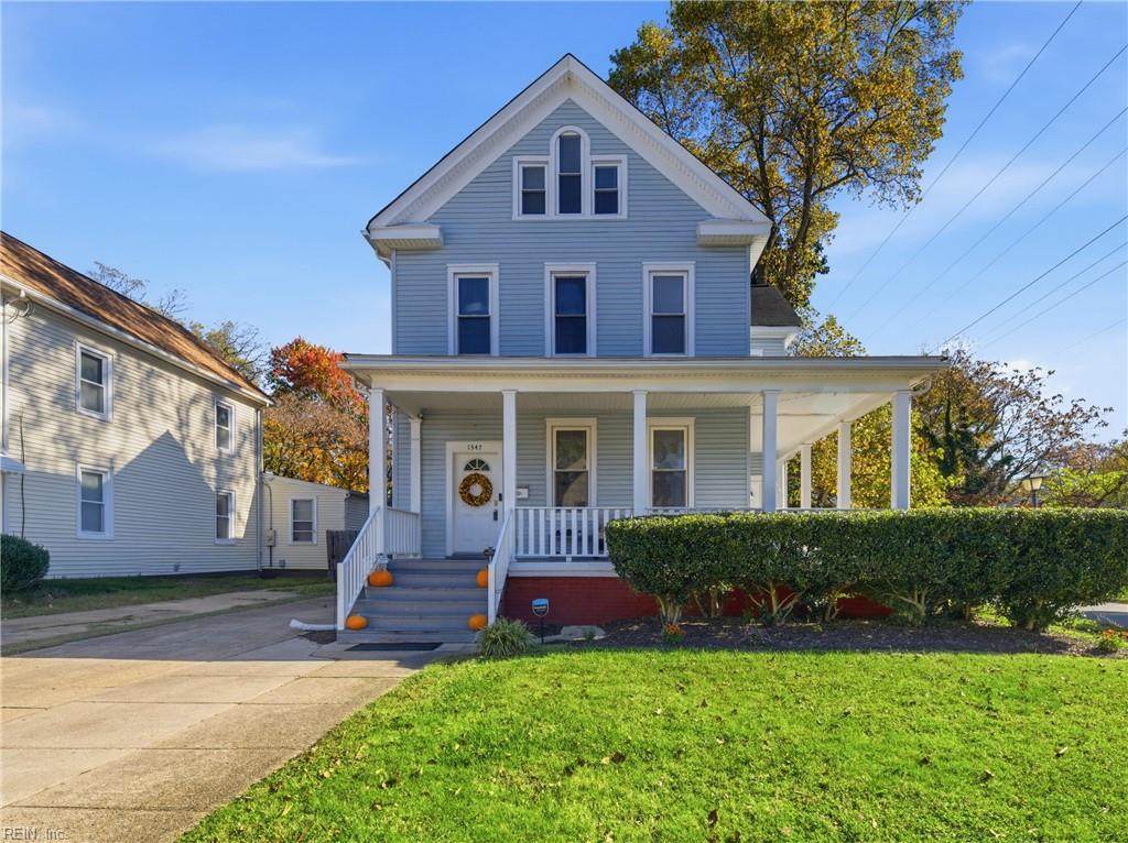 1347 Chesapeake Ave - Photo 1