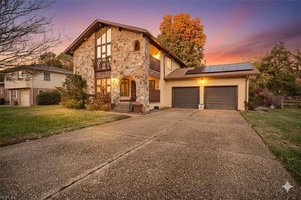 208 Telford Dr - Photo 1