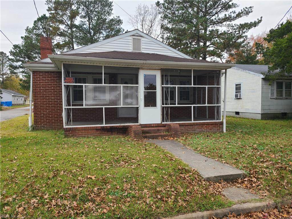 316 College Dr - Photo 1