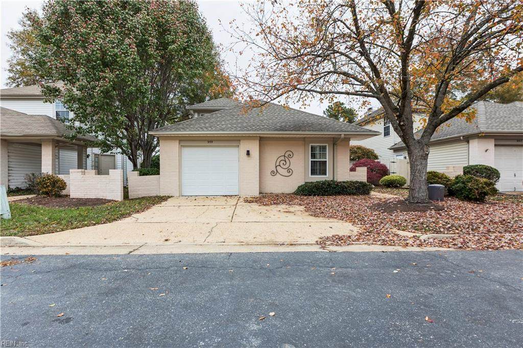 959 Nicklaus Dr - Photo 1