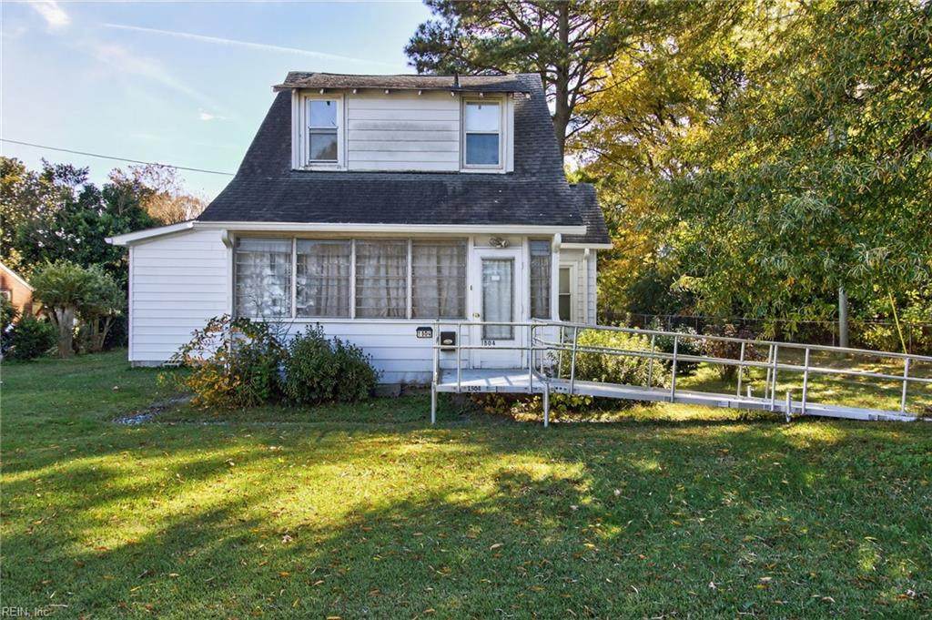 1504 Pembroke Ave - Photo 1