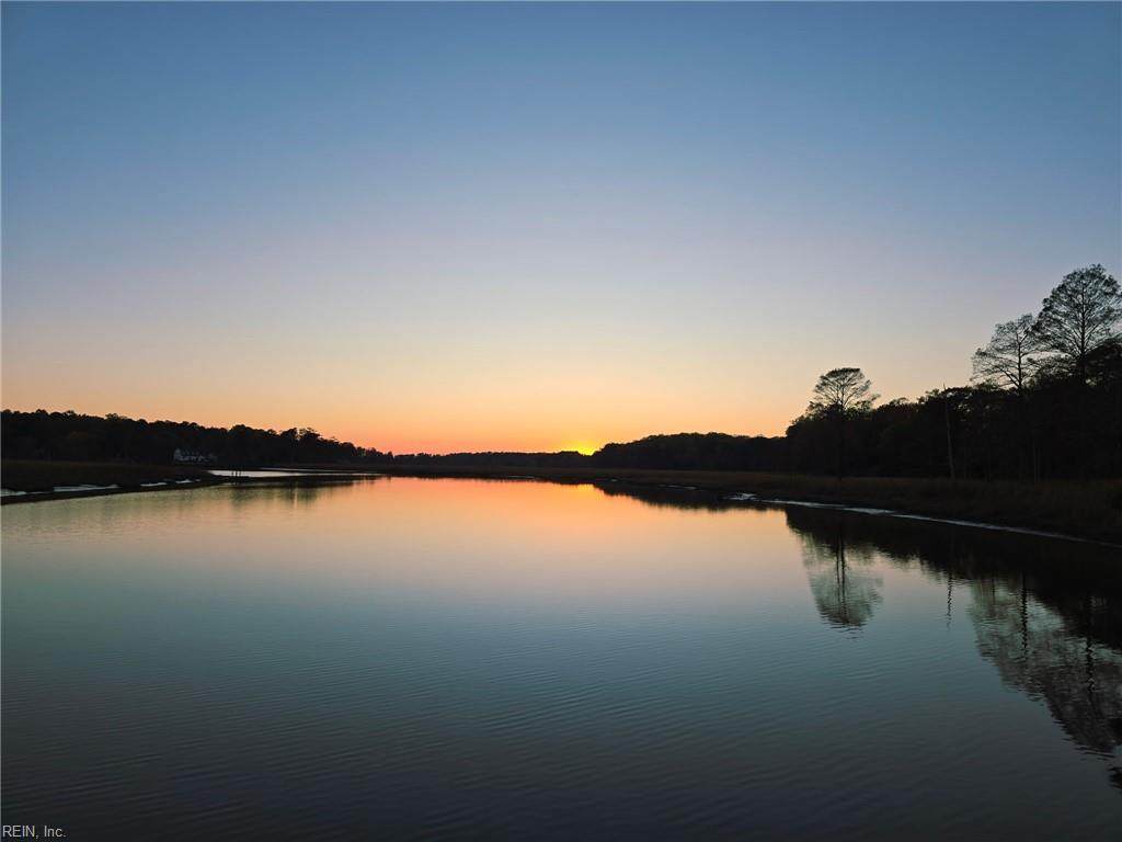 4384 Landfall Dr - Photo 1