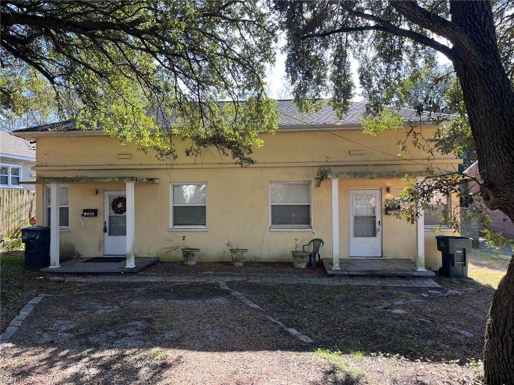 2707 Pretty Lake Ave - Photo 1