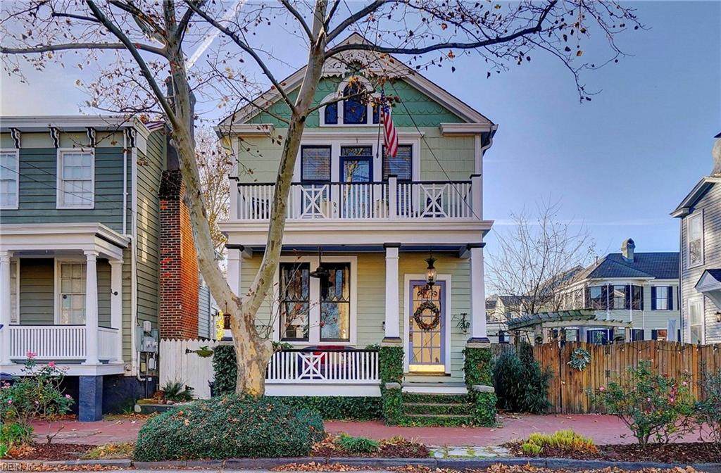 436 Washington St - Photo 1