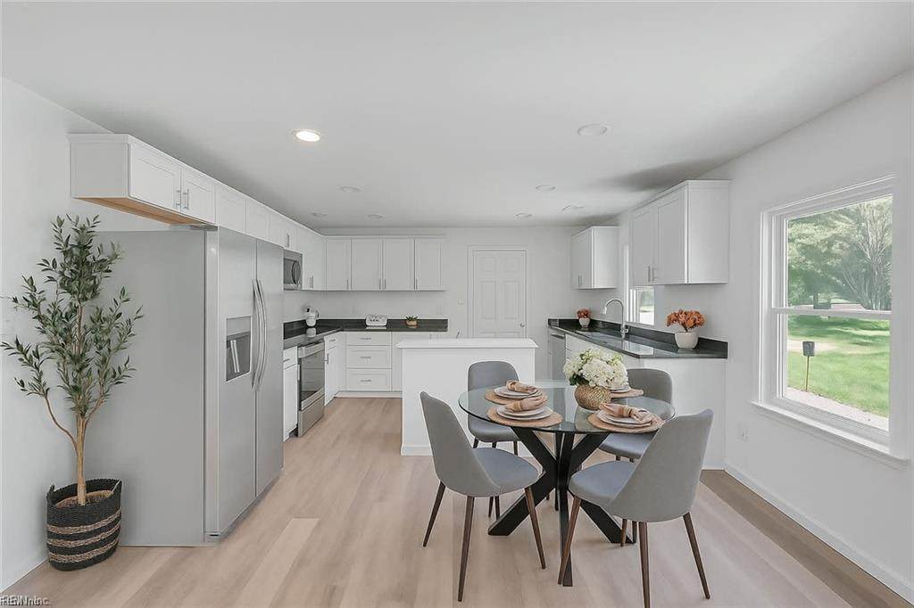 5707 Holy Neck Rd - Photo 1