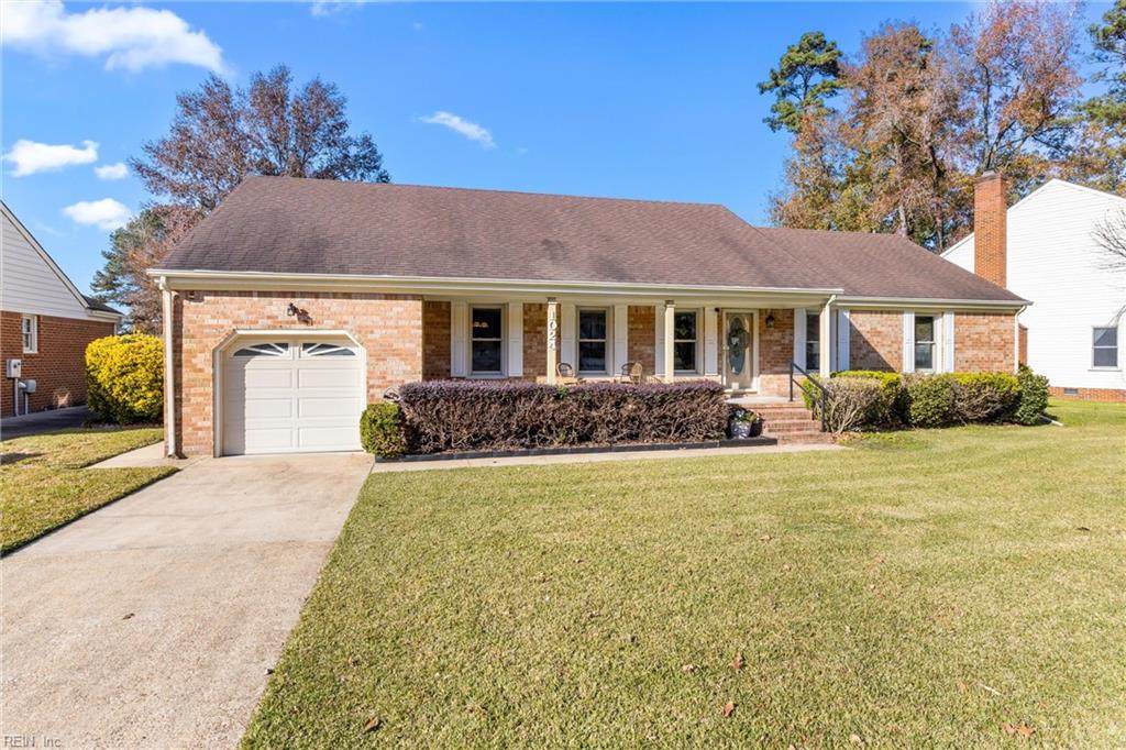 1024 Vineyard Dr - Photo 1