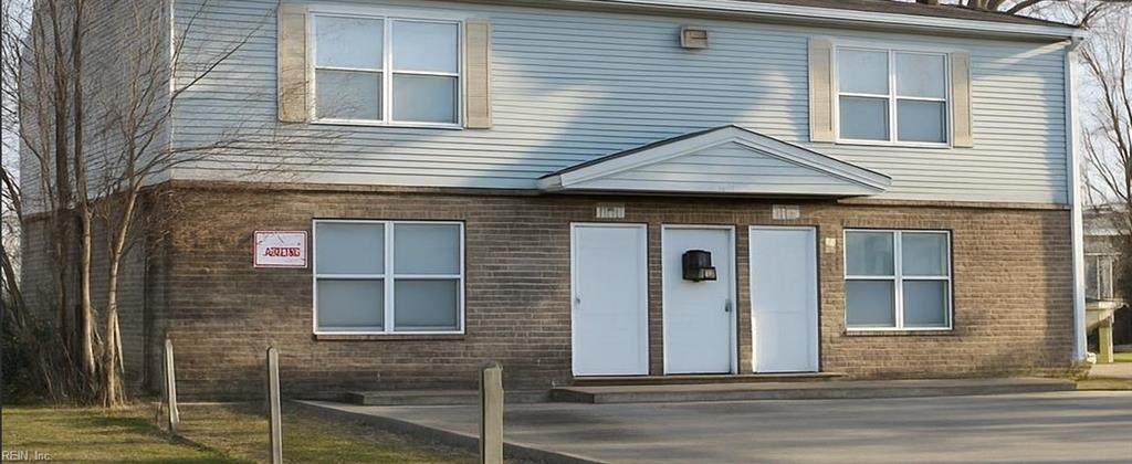 1406 Goff St - Photo 1