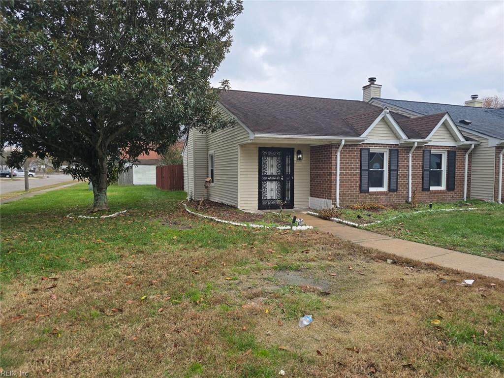 29 Holly Hill Ln - Photo 1