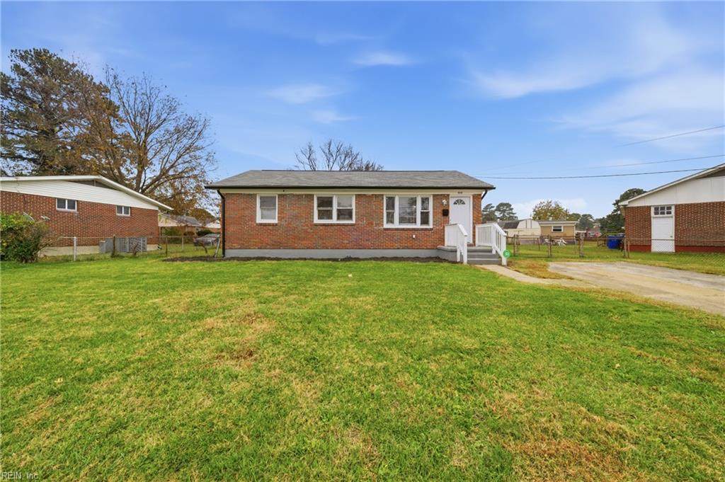 913 Dandridge Dr - Photo 1