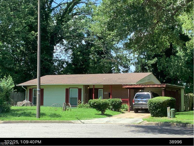 7463 Oakmont Dr - Photo 1