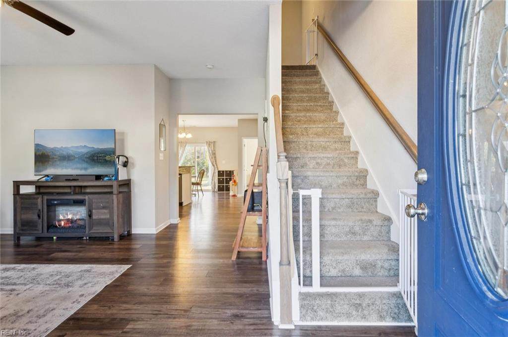 5544 Godwin Blvd - Photo 1