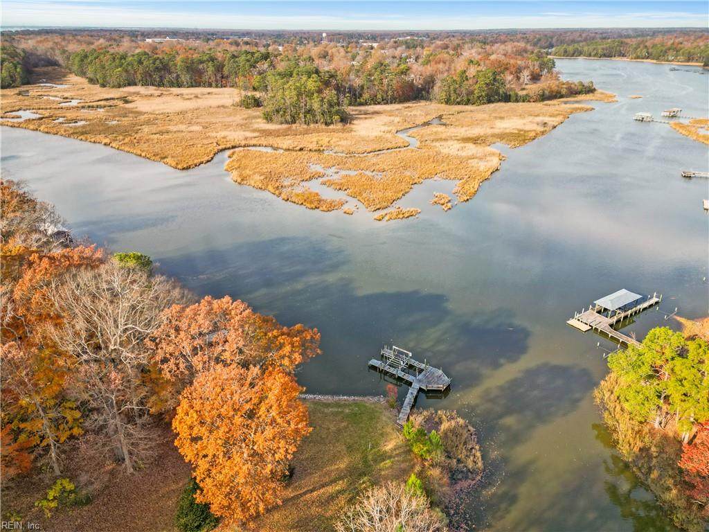 137 Beechwood Hls - Photo 1