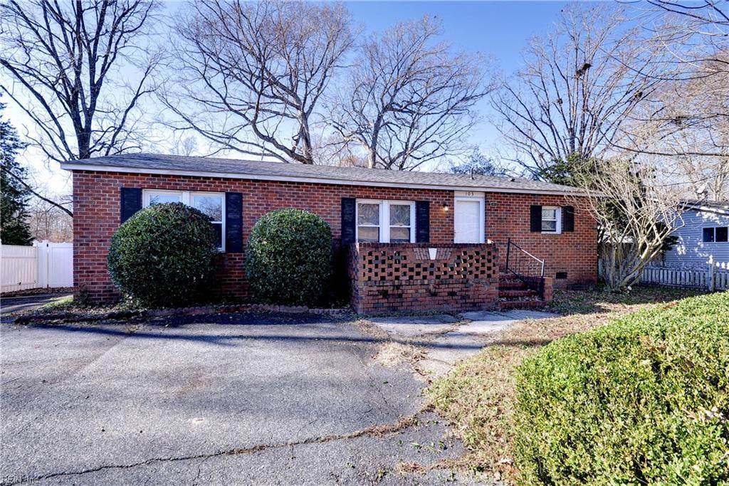 103 Briar Ln - Photo 1