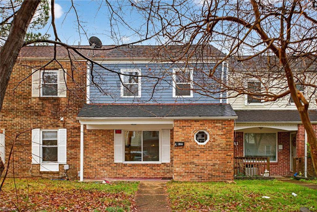 639 Red Horse Ln - Photo 1