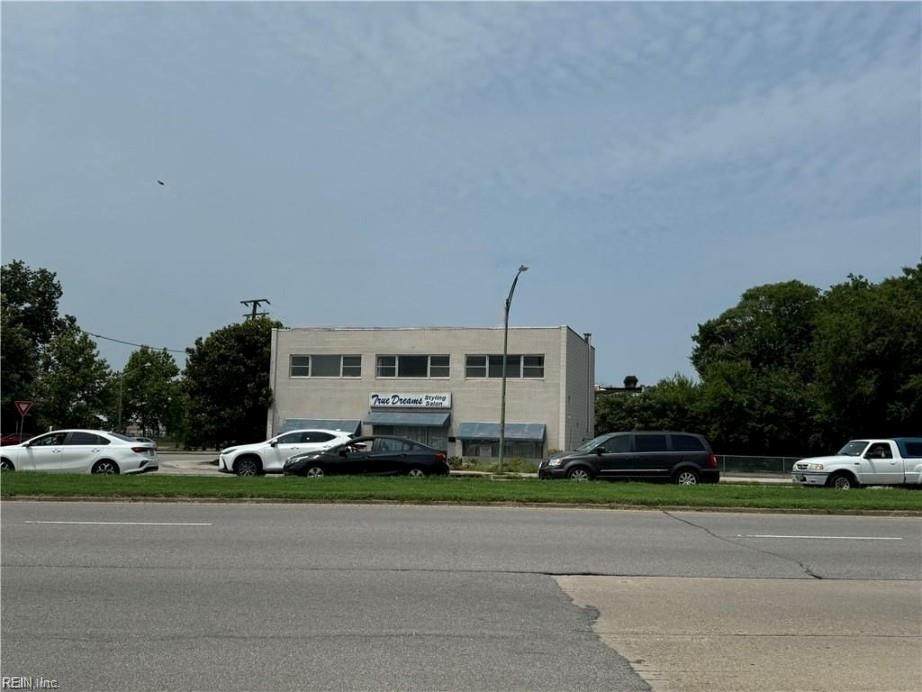 701 Tidewater Dr - Photo 1