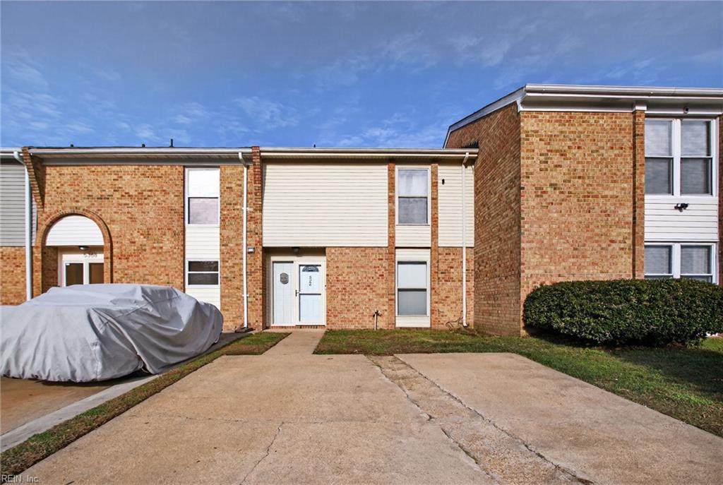 5366 Commons Ct - Photo 1