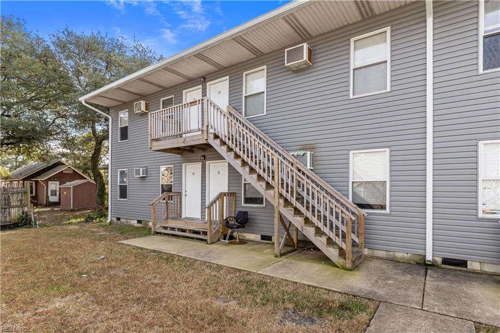 9628 10th Bay St - Photo 1