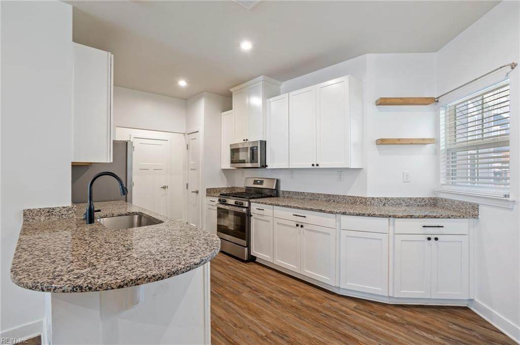 1830 Whelp Way - Photo 1