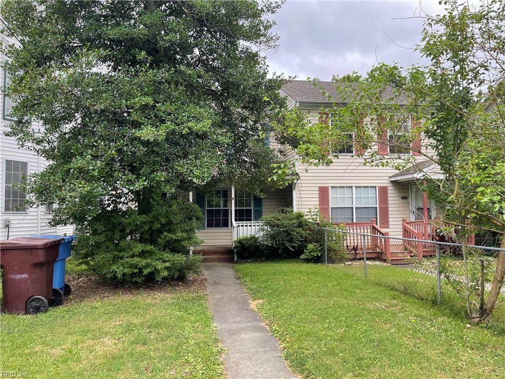 1216 Holly Ave - Photo 1