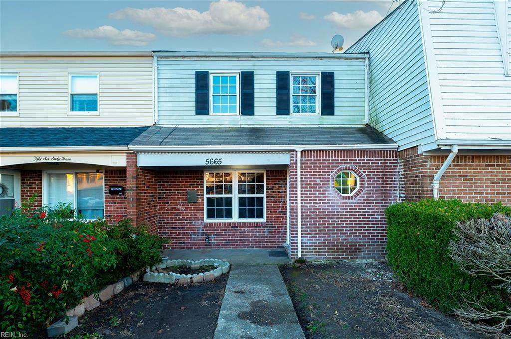 5665 Dodington Ct - Photo 1