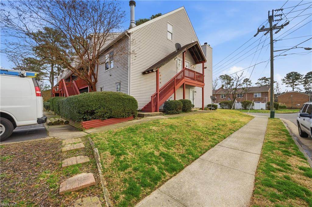 500 Barberton Dr - Photo 1