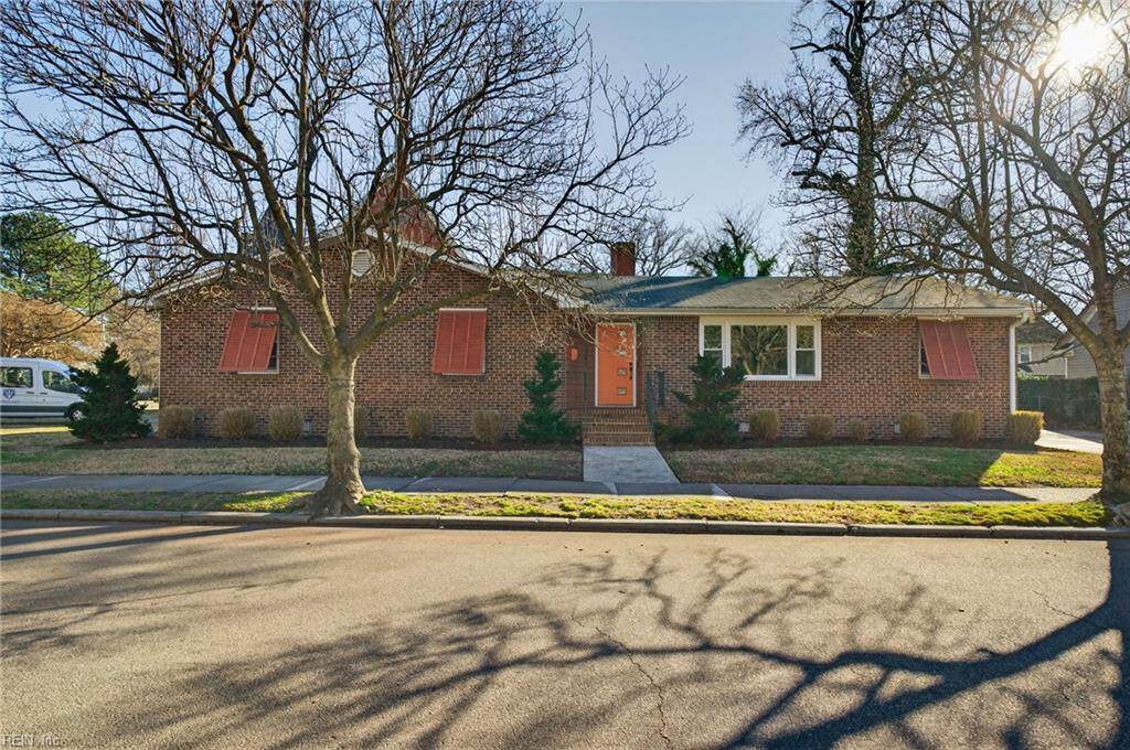 1241 37th St - Photo 1