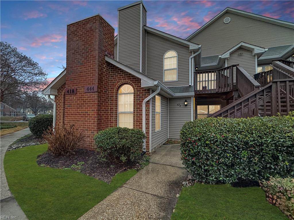 422 Lees Mill Dr - Photo 1