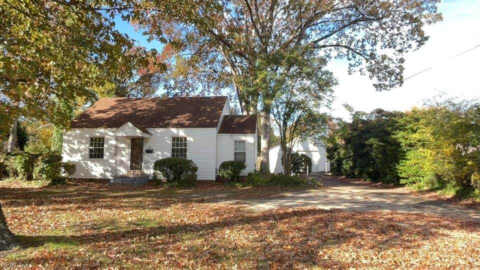 8443 Chesapeake Blvd - Photo 1