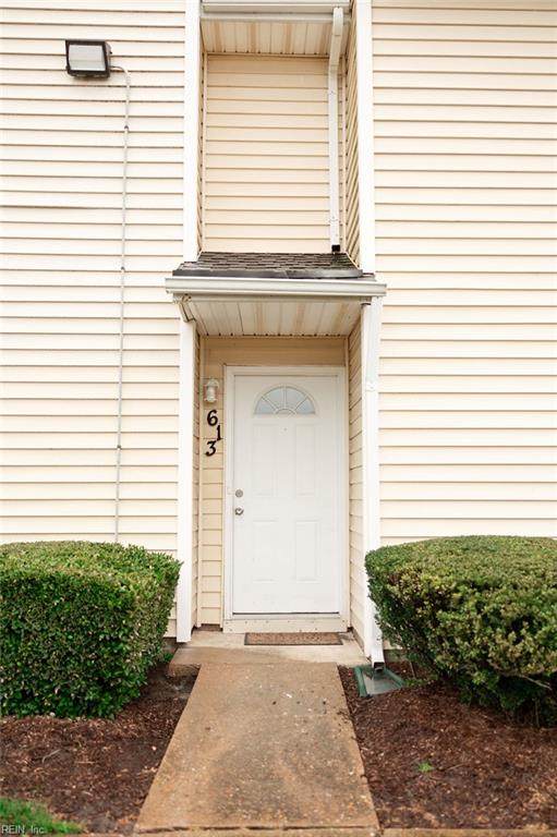 613 Pylon Ct - Photo 1