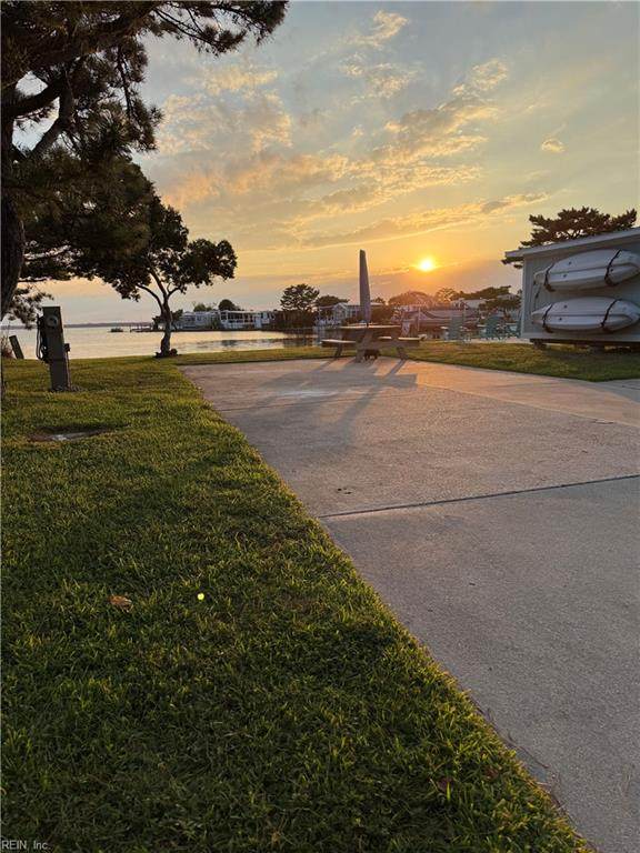 3665 Sandpiper Rd - Photo 1