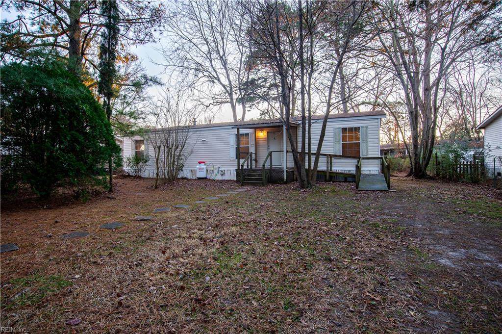 1329 Old Clubhouse Rd - Photo 1