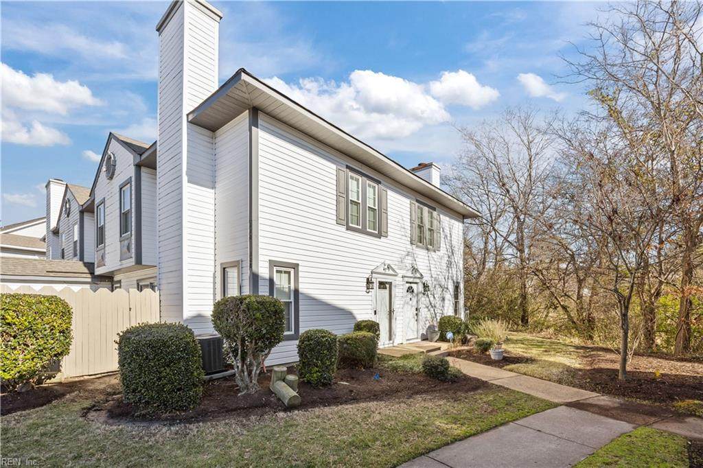 108 Seaside Ln - Photo 1