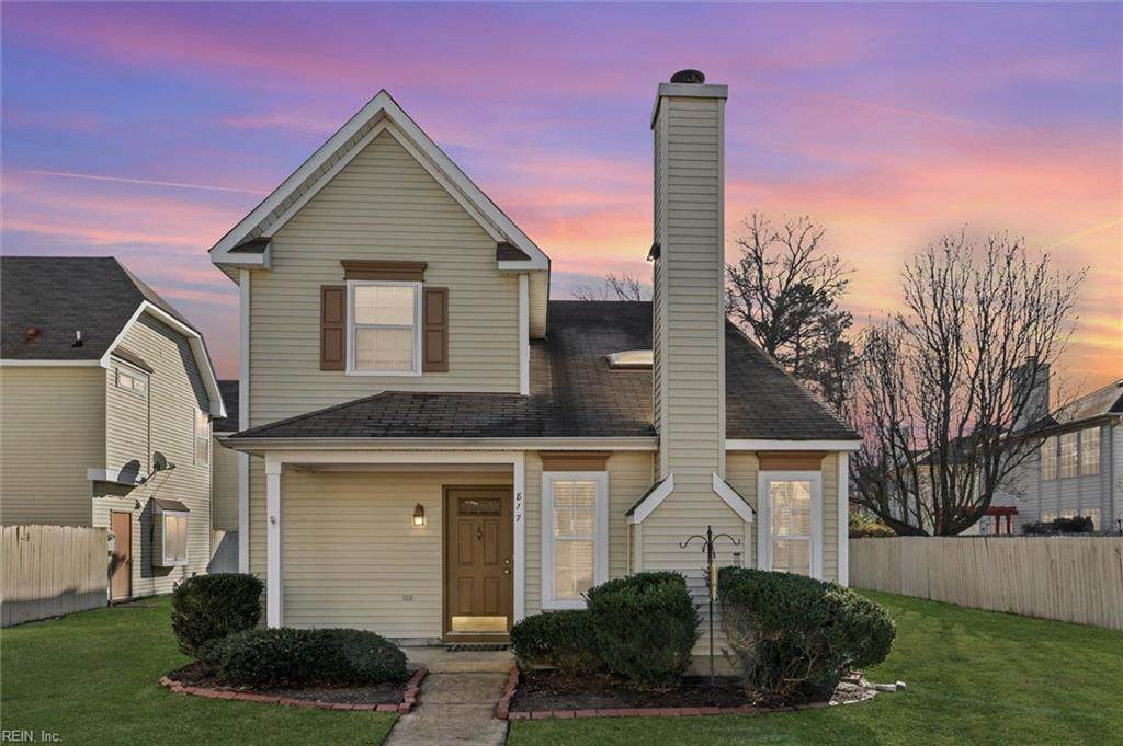 817 Player Ln - Photo 1