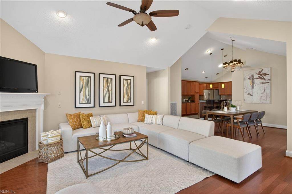 4330 Creek View - Photo 1