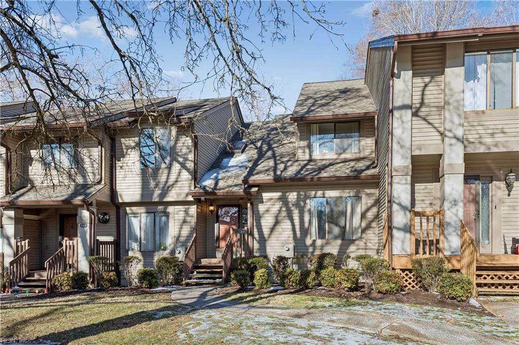 225 Bridgewater Dr - Photo 1