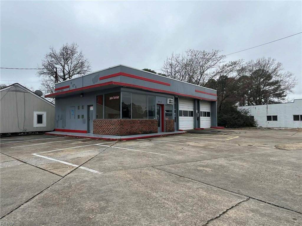 9913 Jefferson Ave - Photo 1