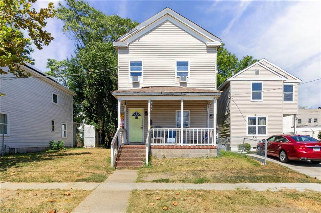 1153 26th St - Photo 1