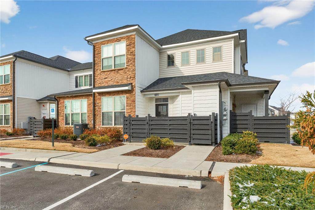 601 Kathy Ann Way - Photo 1