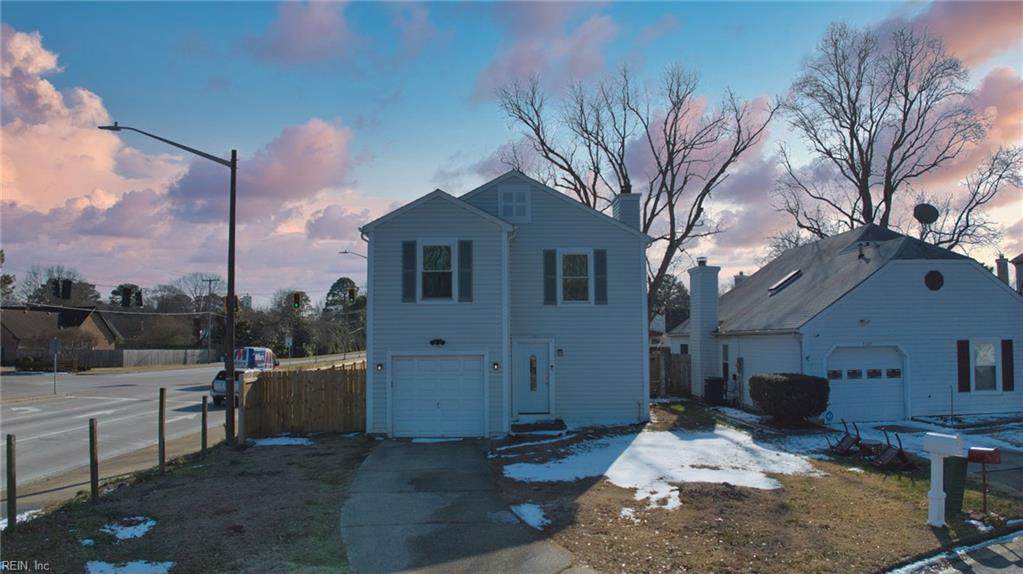 5301 Glenville Cir - Photo 1