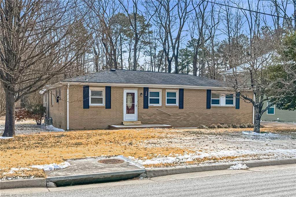 480 Richneck Rd - Photo 1