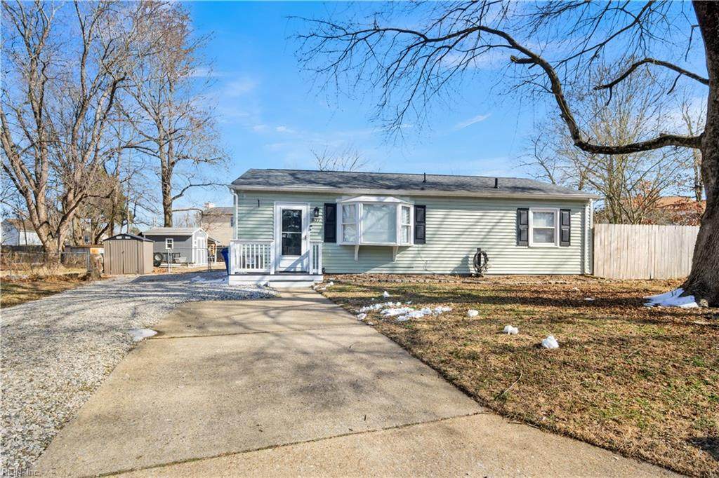 807 Mare Cir - Photo 1