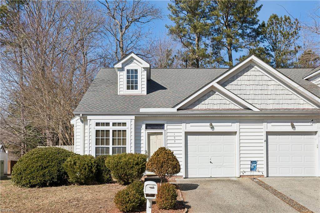 103 Nathan Pl - Photo 1