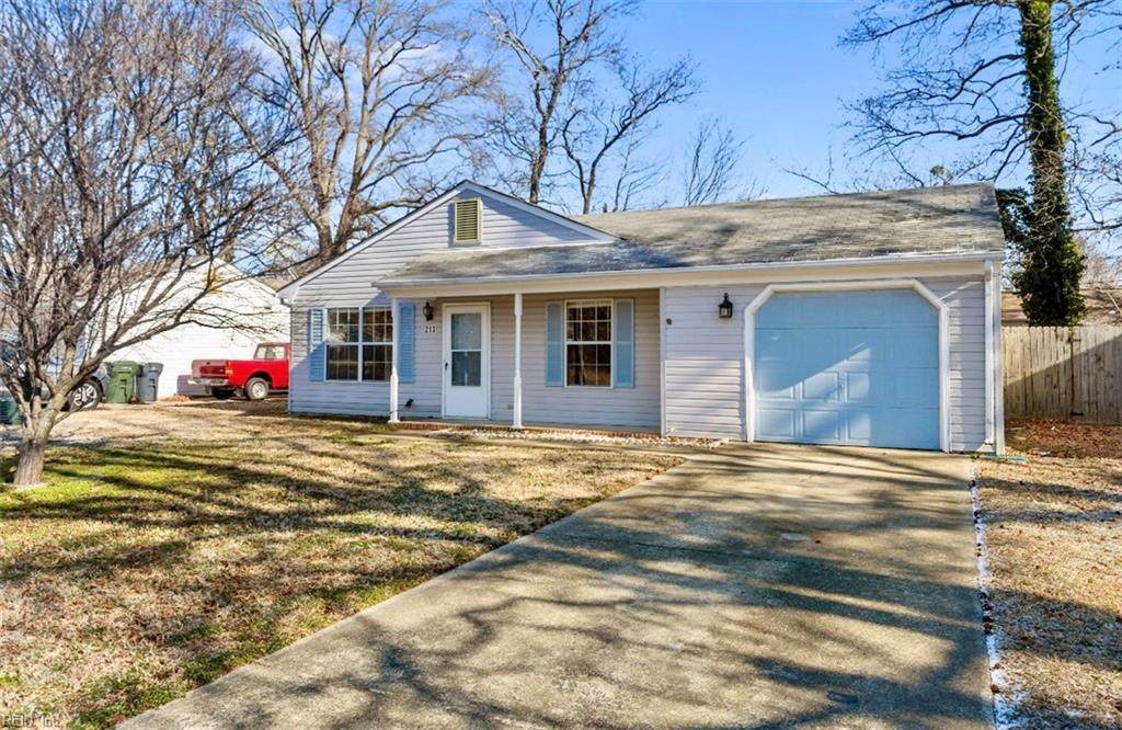 213 Ireland St - Photo 1