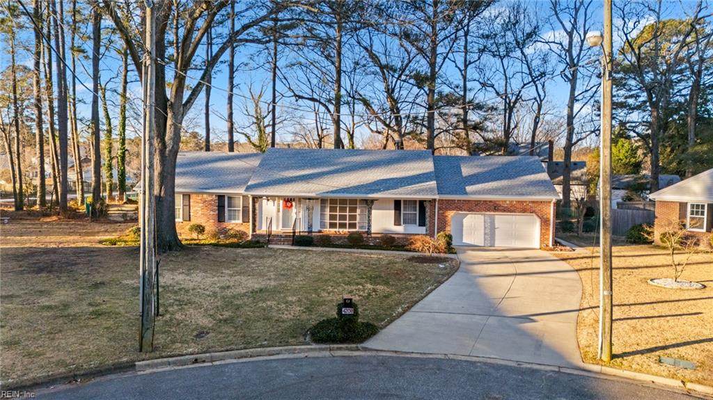 4208 Pineridge Ct - Photo 1