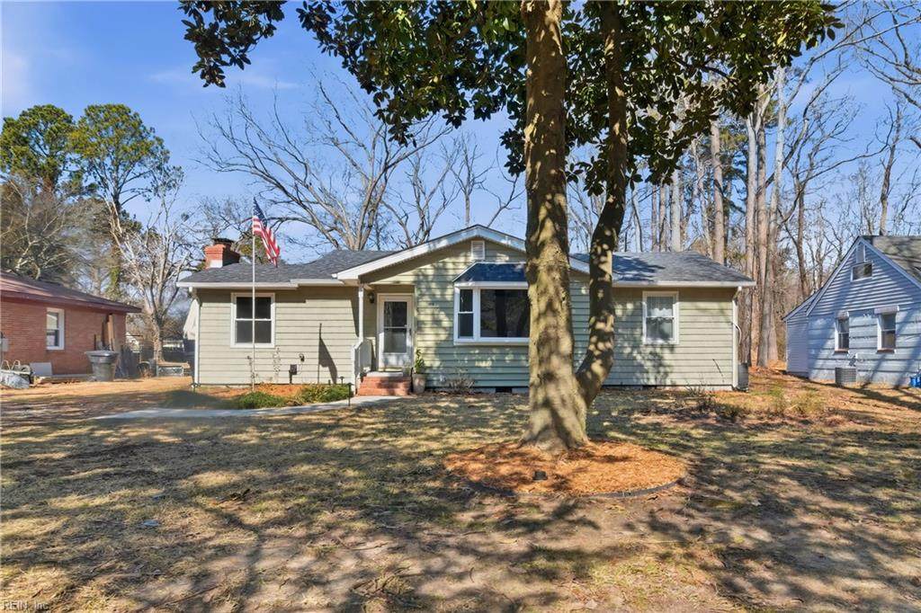 2216 Paris St - Photo 1