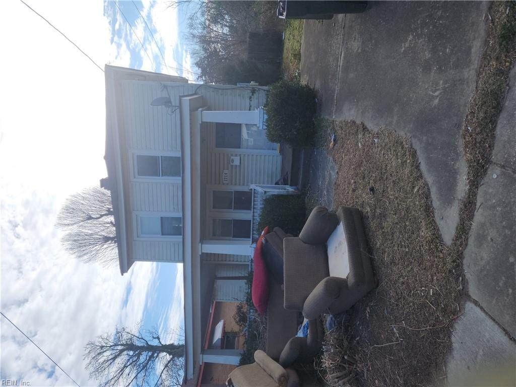 1714 Victoria Blvd - Photo 1